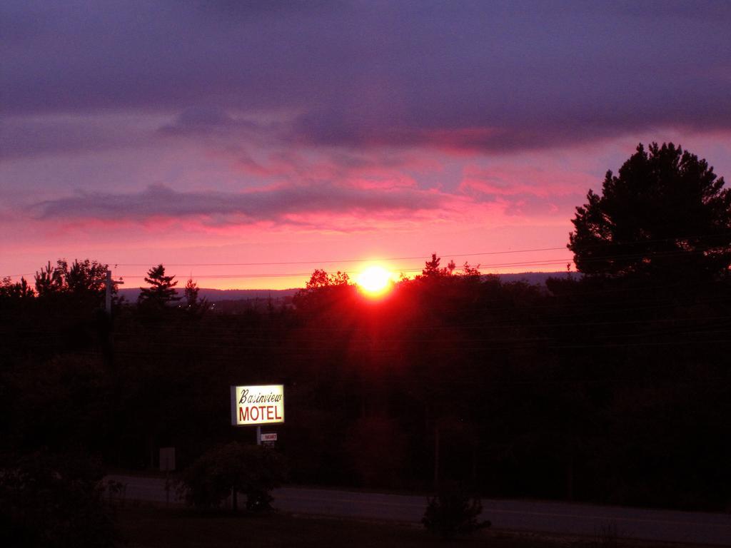 Basinview Motel Smiths Cove Bagian luar foto